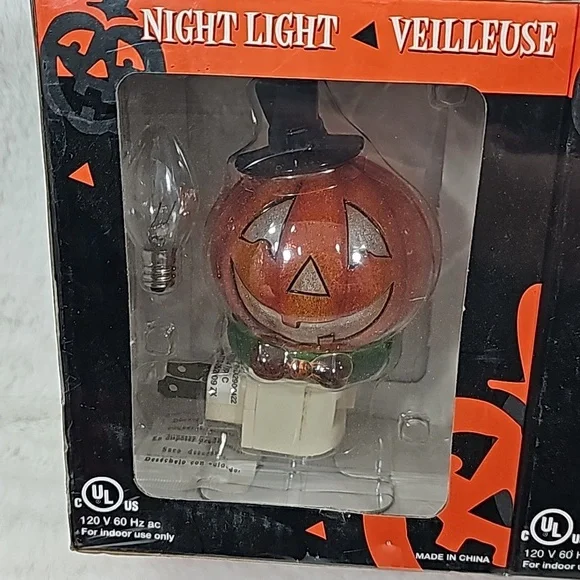 3 Pack Halloween Night Lights Pumpkin, Witch, Ghost - Picture 3 of 8